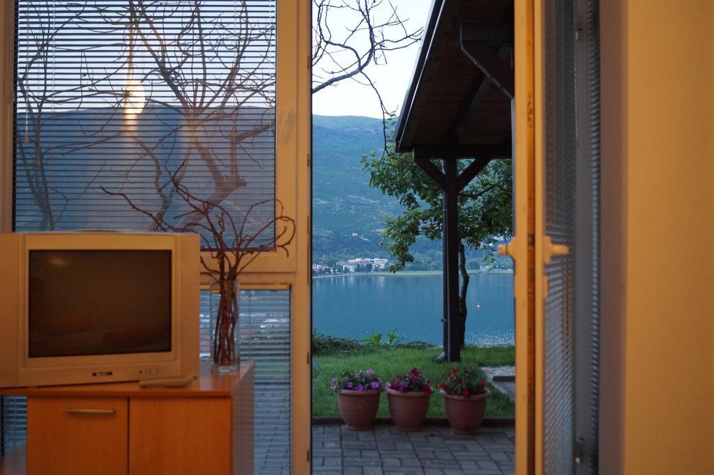 Snegar Apartments Охрид Екстер'єр фото